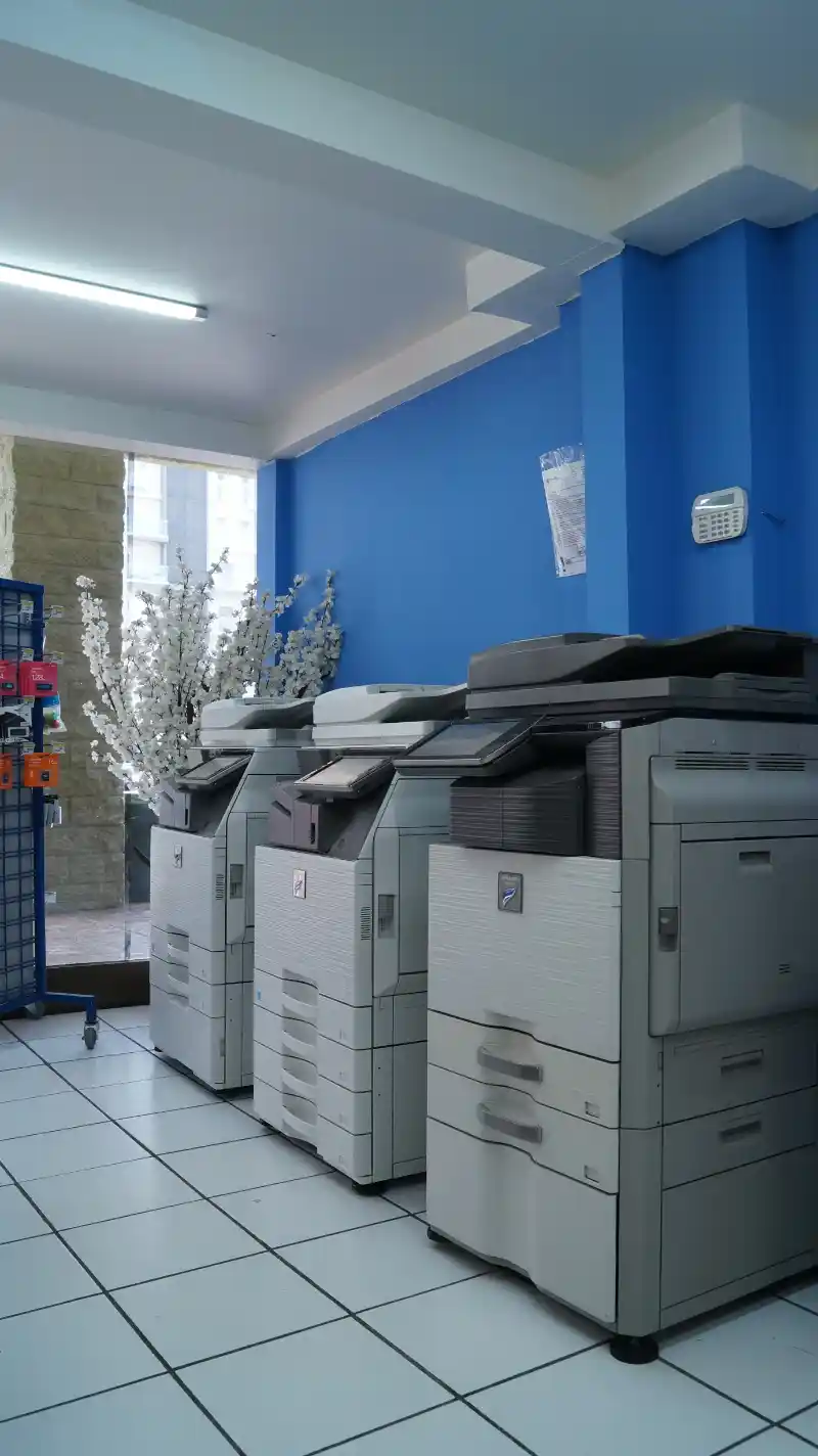 Equipo de impresión profesional Sharp en Ok.station Tijuana